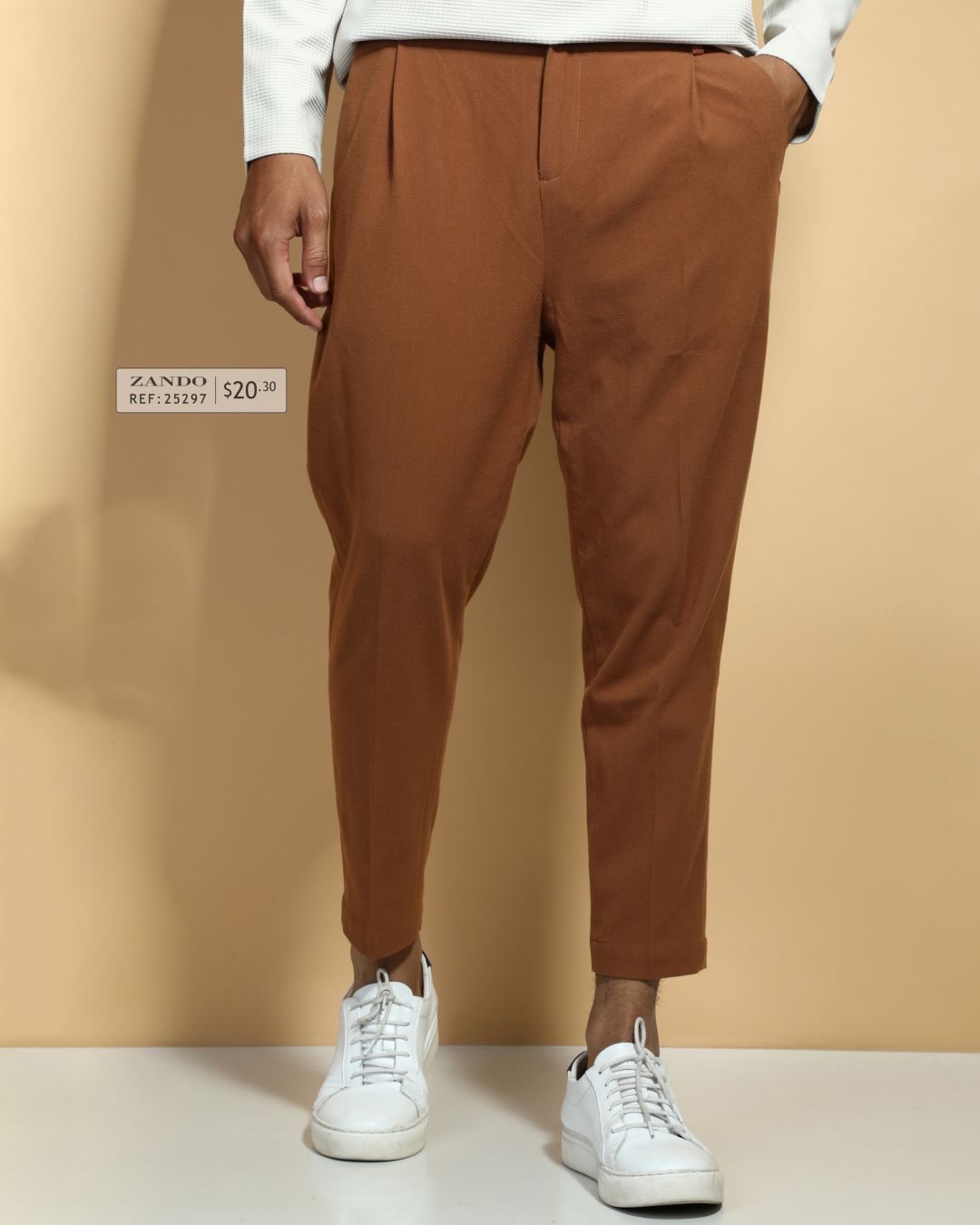 Zara- Carrot Fit Trousers with Darts Detail, Women's Fashion, Bottoms,  Other Bottoms on Carousell