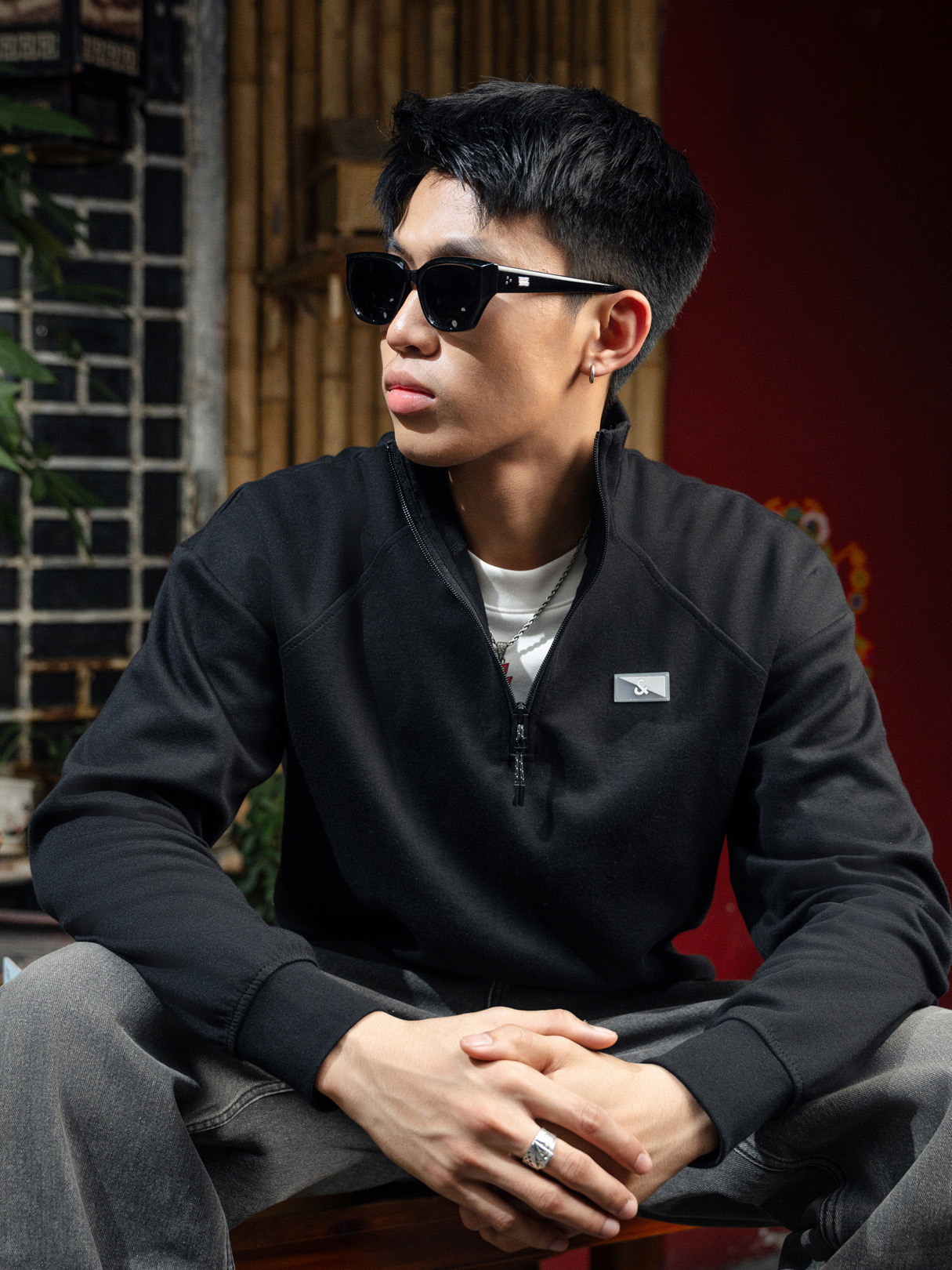 Regular SweatShirts With Zip