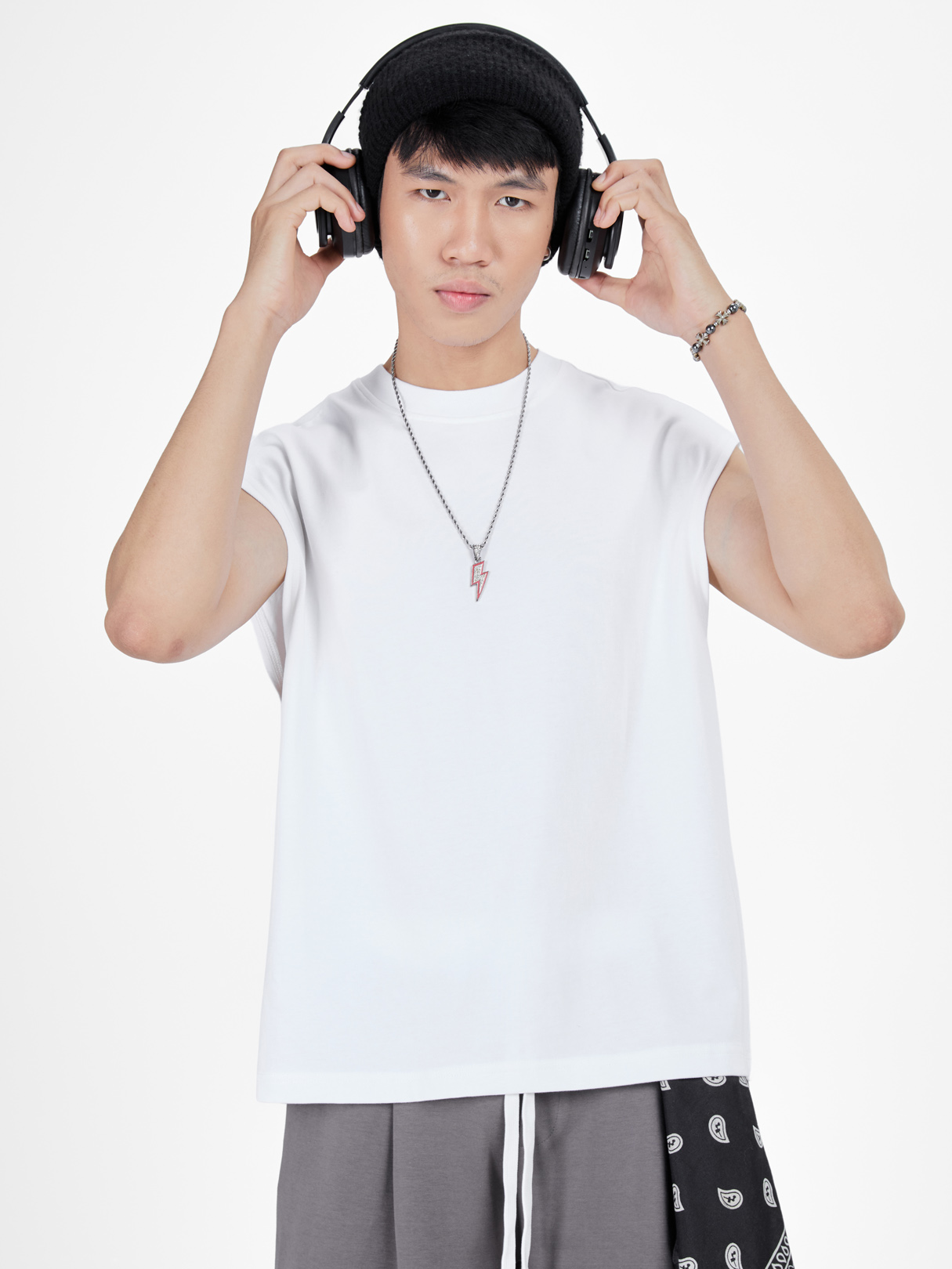 Regular Sleeveless T-Shirt